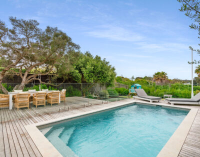 Quintessential Portsea beach house, walk to beach and village (sleeps 8)